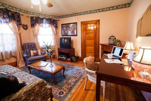 Picture of sitting room.