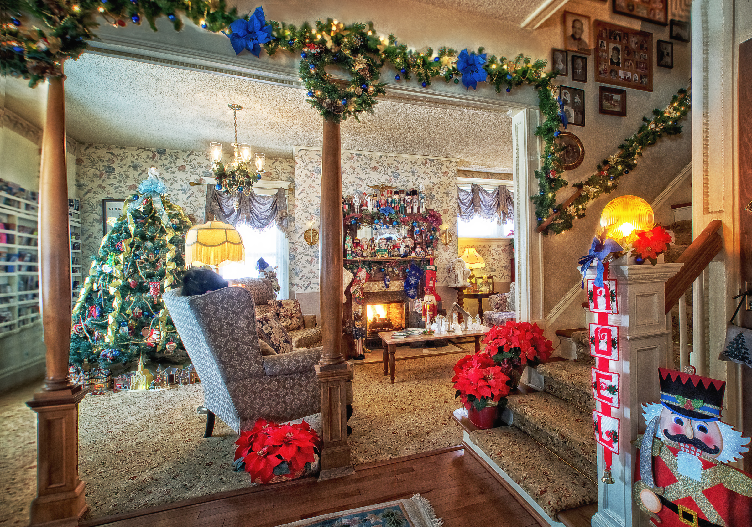 Holden House 1902 Bed & Breakfast Inn Christmas and Holiday