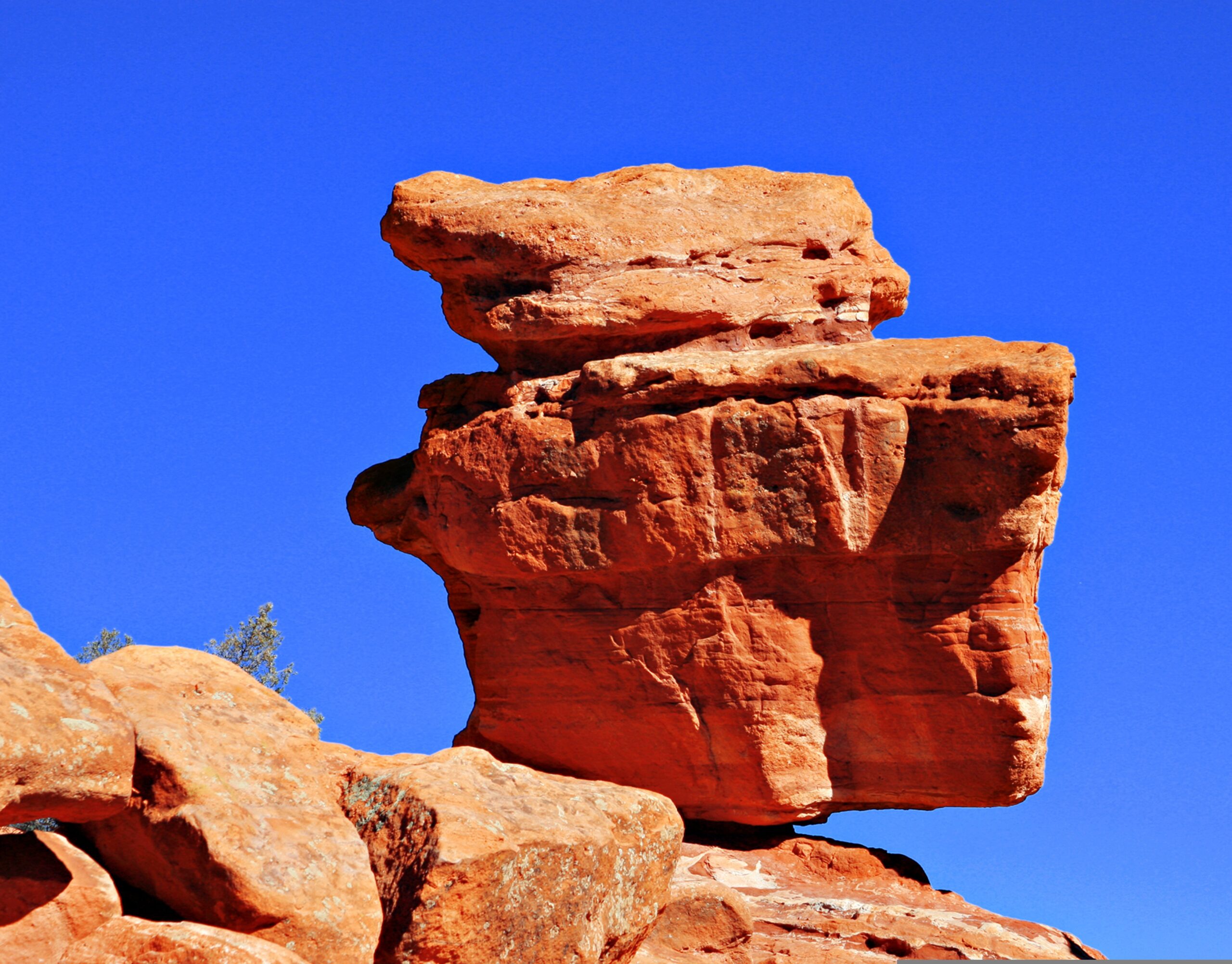 Balanced Rock in Garden of the Gods pixabay
