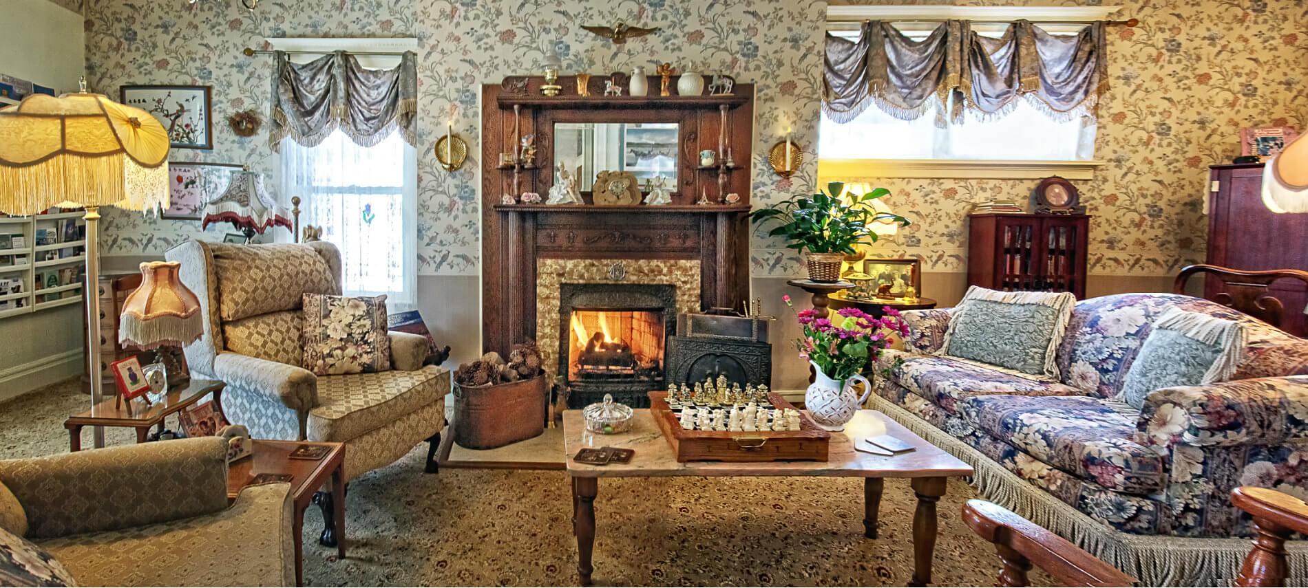 Holden House offers many places to enjoy cozy indoor relaxation and fireplaces to warm your heart. 