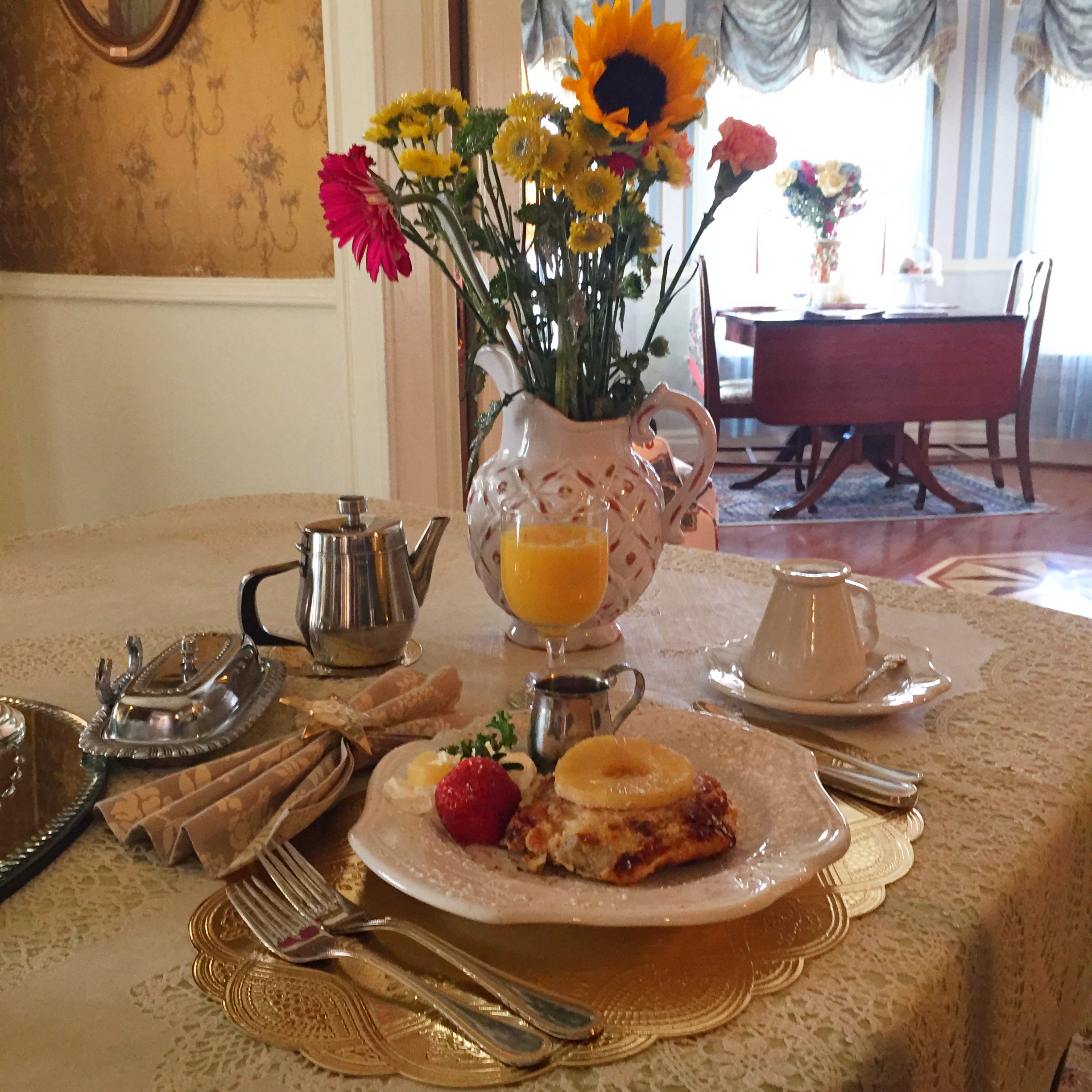 recipe islander french toast dining Holden House bed and breakfast