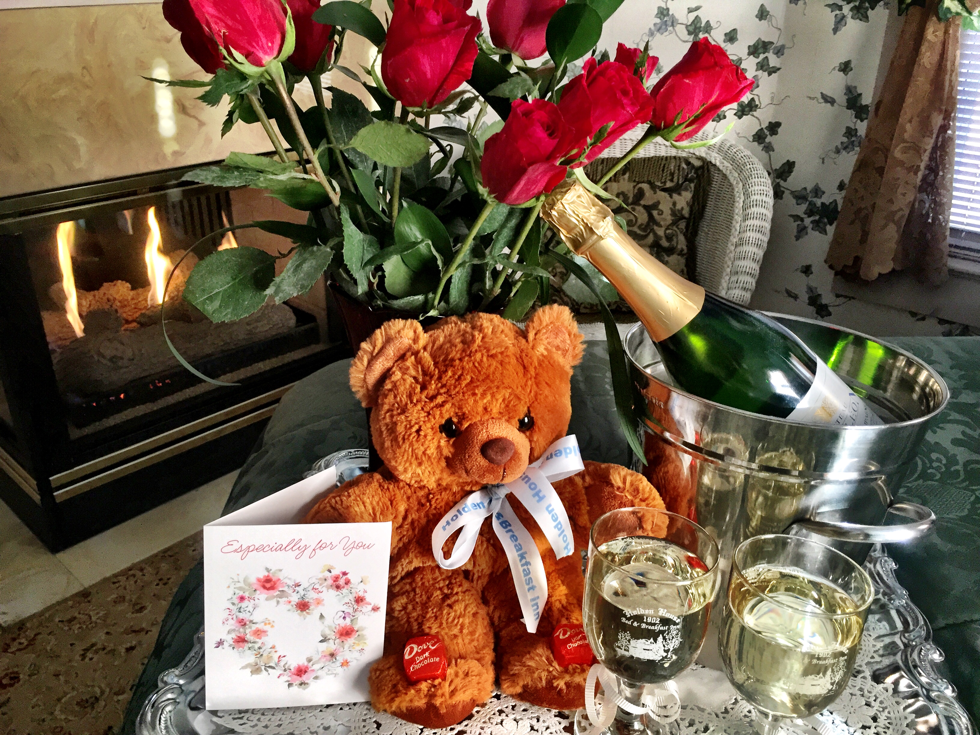 Romance Packages at Holden House